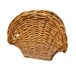 Vintage Wicker Arched Magazine Holder 18”W x 16”H x 10”D at widest points